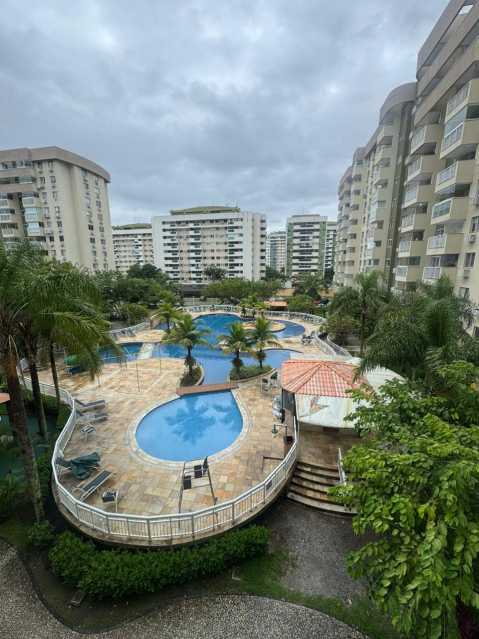 Apartamento para venda e aluguel em Camorim, Rio de Janeiro