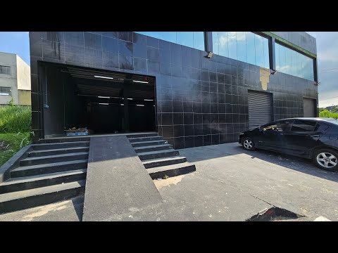 Loja-Salão para aluguel em Santíssimo, Rio de Janeiro