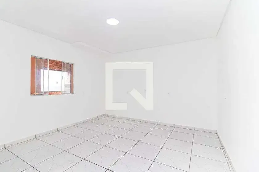 Casa / Sobrado para Locação em São Paulo/SP - Parque do Carmo - 2 Quartos
