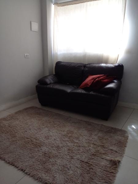 procura uma menina, para dividir!