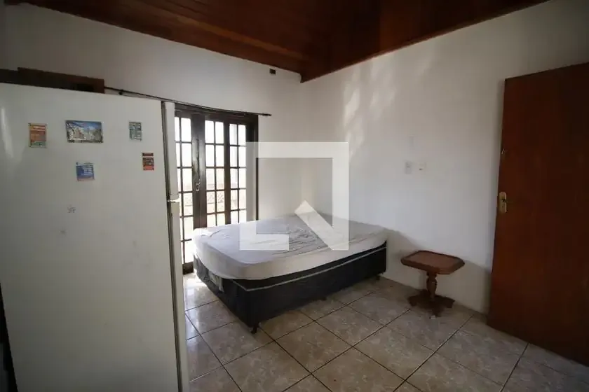 Casa / Sobrado para Locação em Rio de Janeiro/RJ - Curicica - 1 Quartos
