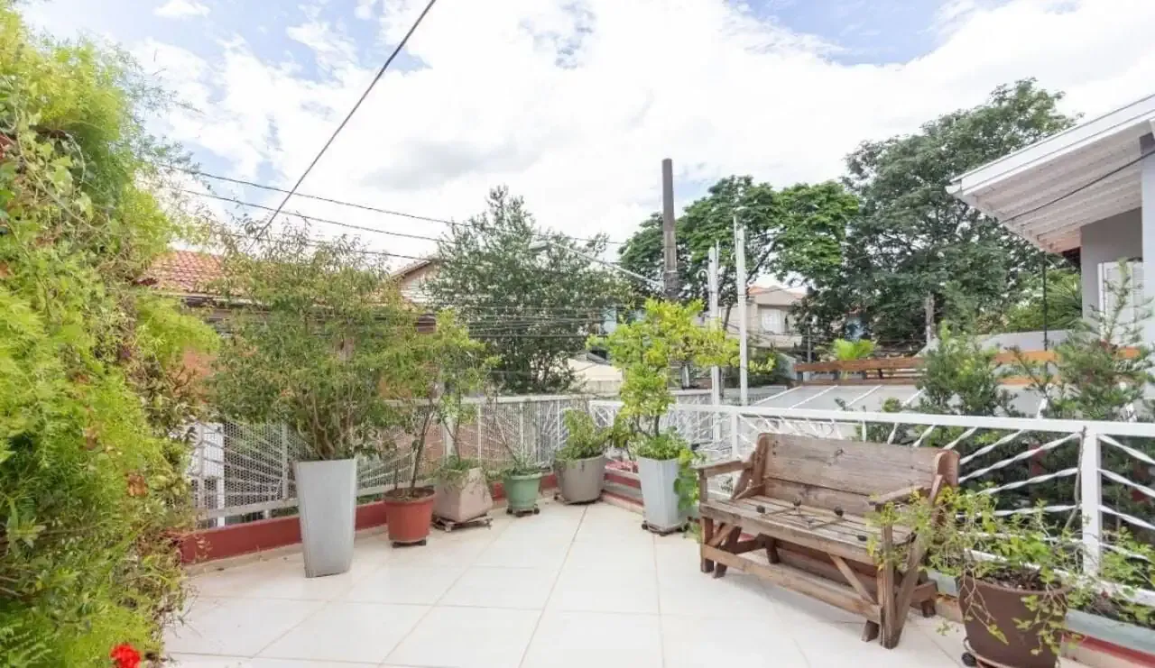 Casa / Sobrado em Condomínio para Locação em São Paulo/SP - Jardim das Vertentes - 4 Quartos