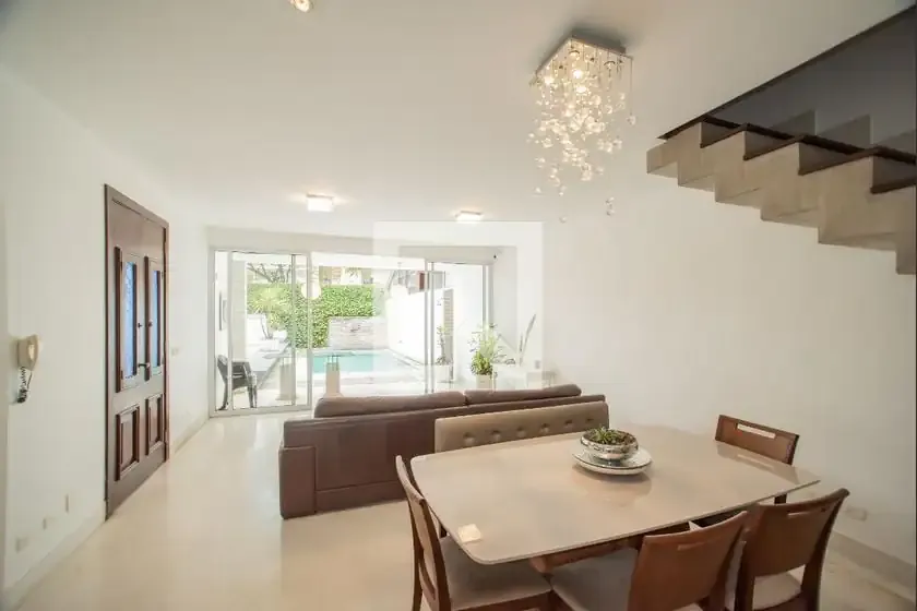Casa / Sobrado para Locação em São Paulo/SP - Planalto Paulista - 3 Quartos