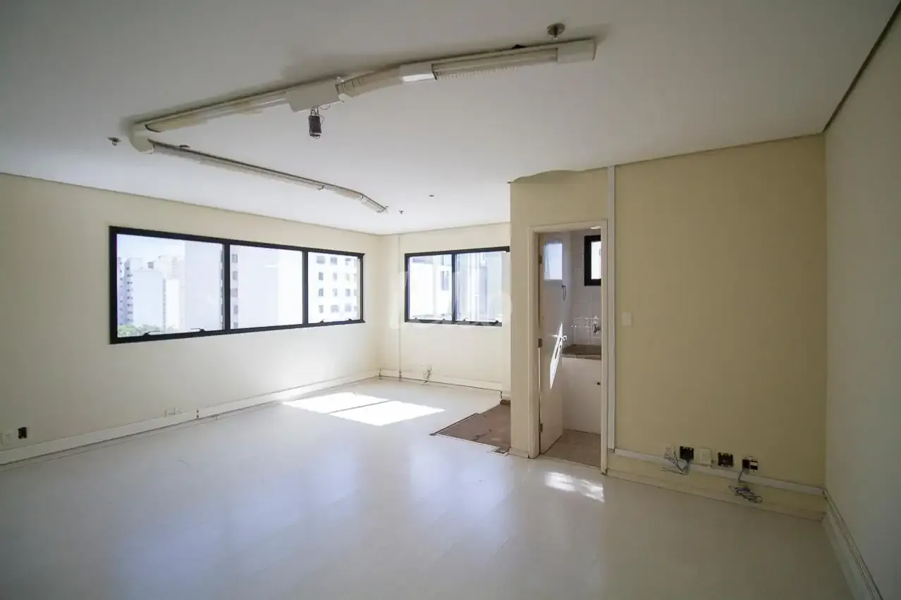 Conj. Comercial / Sala para Locação em São Paulo/SP - Pacaembu