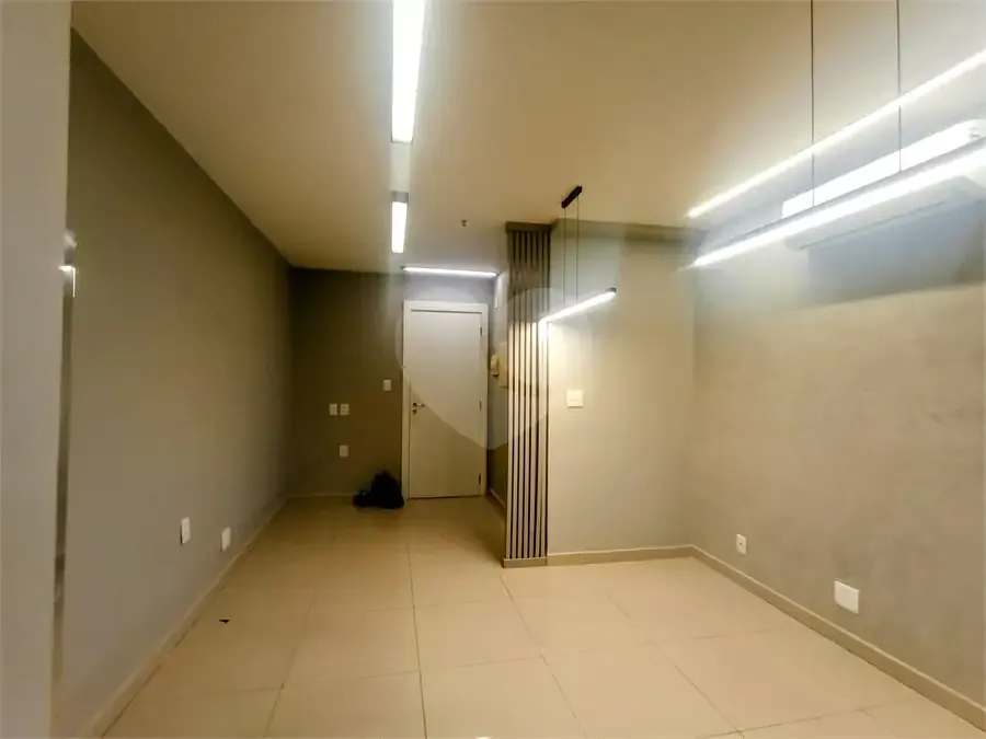 Conj. Comercial / Sala para Locação em Rio de Janeiro/RJ - Del Castilho
