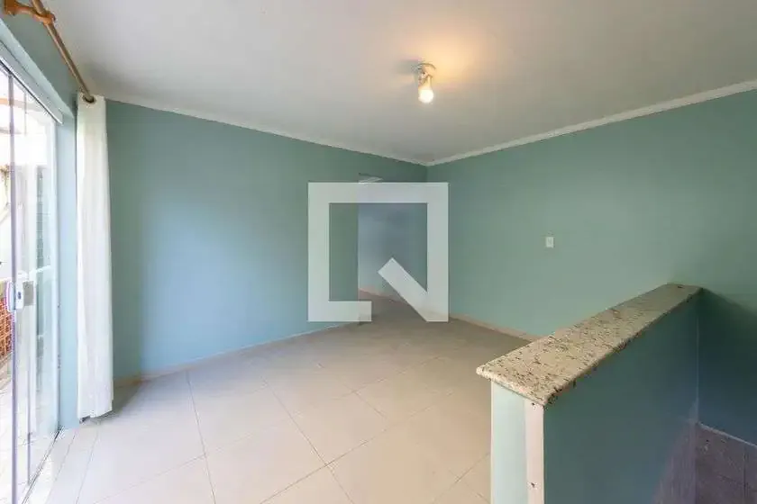 Casa / Sobrado para Locação em São Paulo/SP - Sapopemba - 2 Quartos