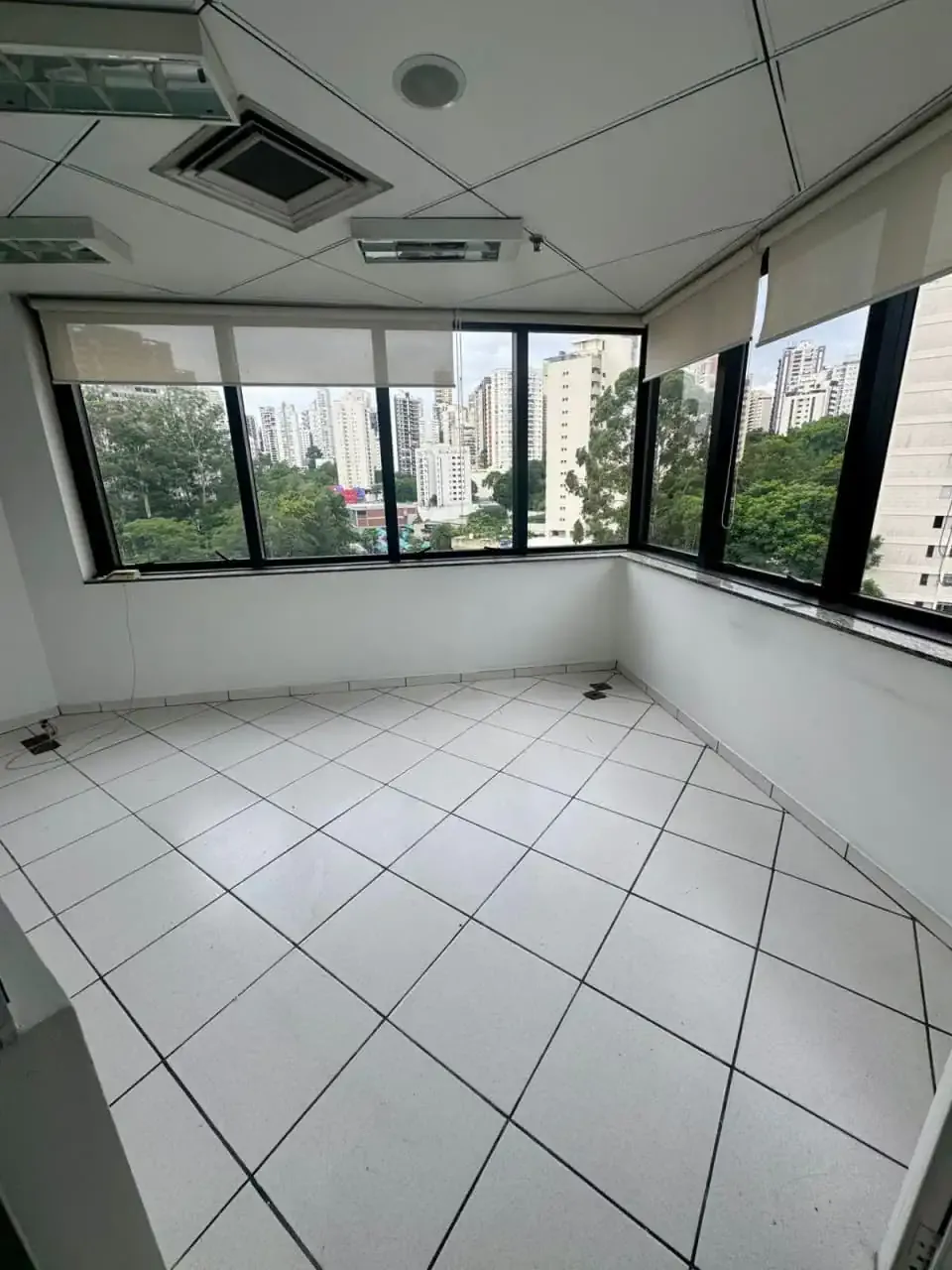 Conj. Comercial / Sala para Locação em São Paulo/SP - Jardim Londrina