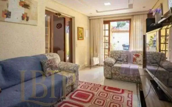 Casa / Sobrado para Locação em São Paulo/SP - Moinho Velho - 3 Quartos