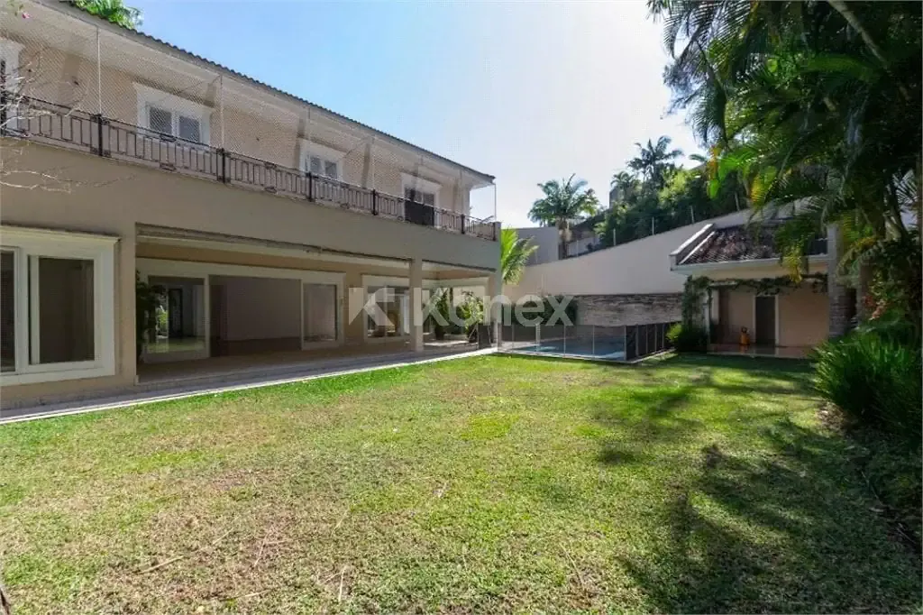 Casa / Sobrado para Locação em São Paulo/SP - Jardim Leonor - 4 Quartos