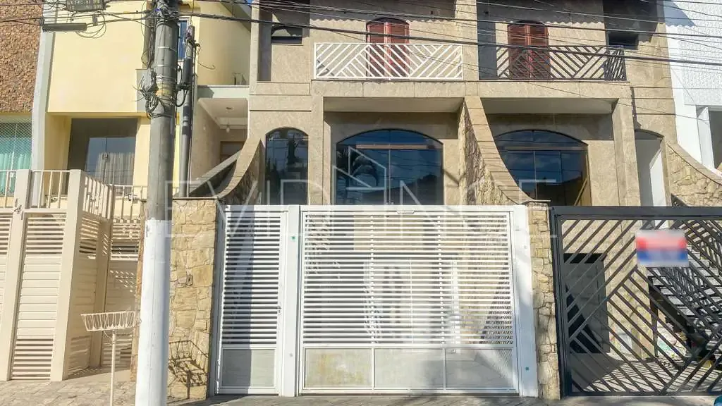 Casa / Sobrado para Locação em São Paulo/SP - Jardim Têxtil - 4 Quartos