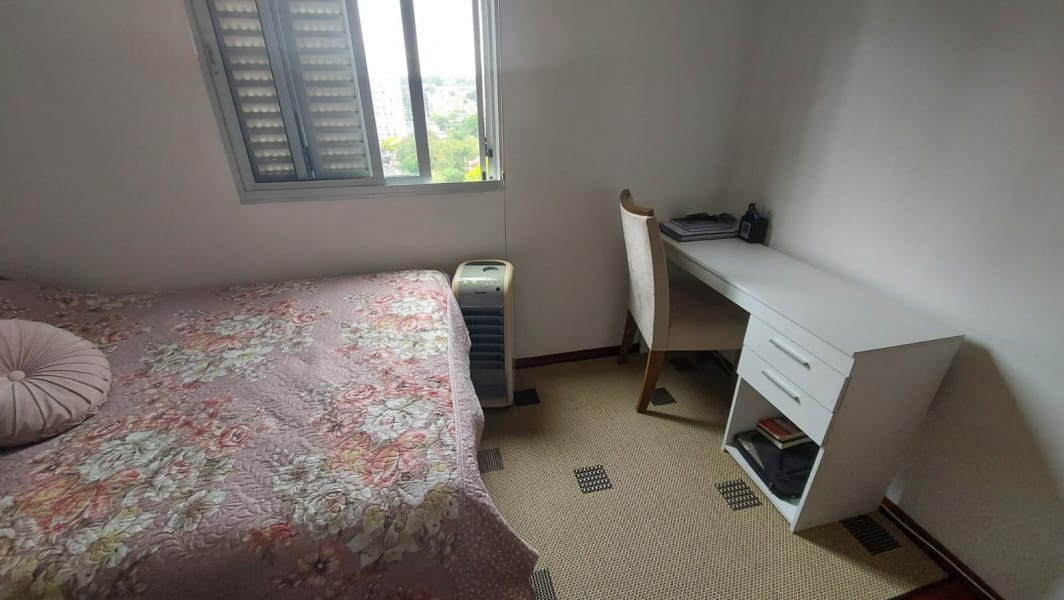Quarto mobiliado na berrini