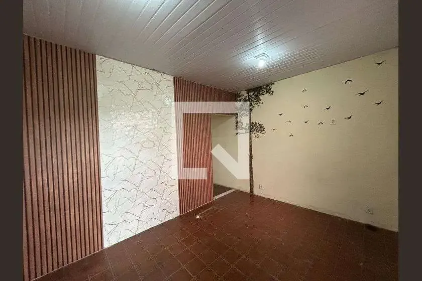 Casa / Sobrado para Locação em Rio de Janeiro/RJ - Bento Ribeiro - 2 Quartos