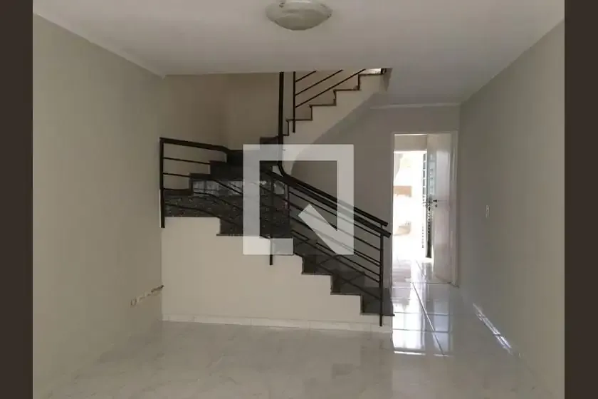 Casa / Sobrado para Locação em São Paulo/SP - Parque Casa de Pedra - 2 Quartos