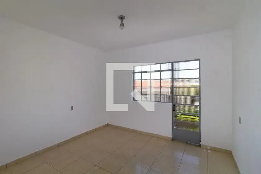 Casa / Sobrado para Locação em São Paulo/SP - Vila Antonieta - 3 Quartos