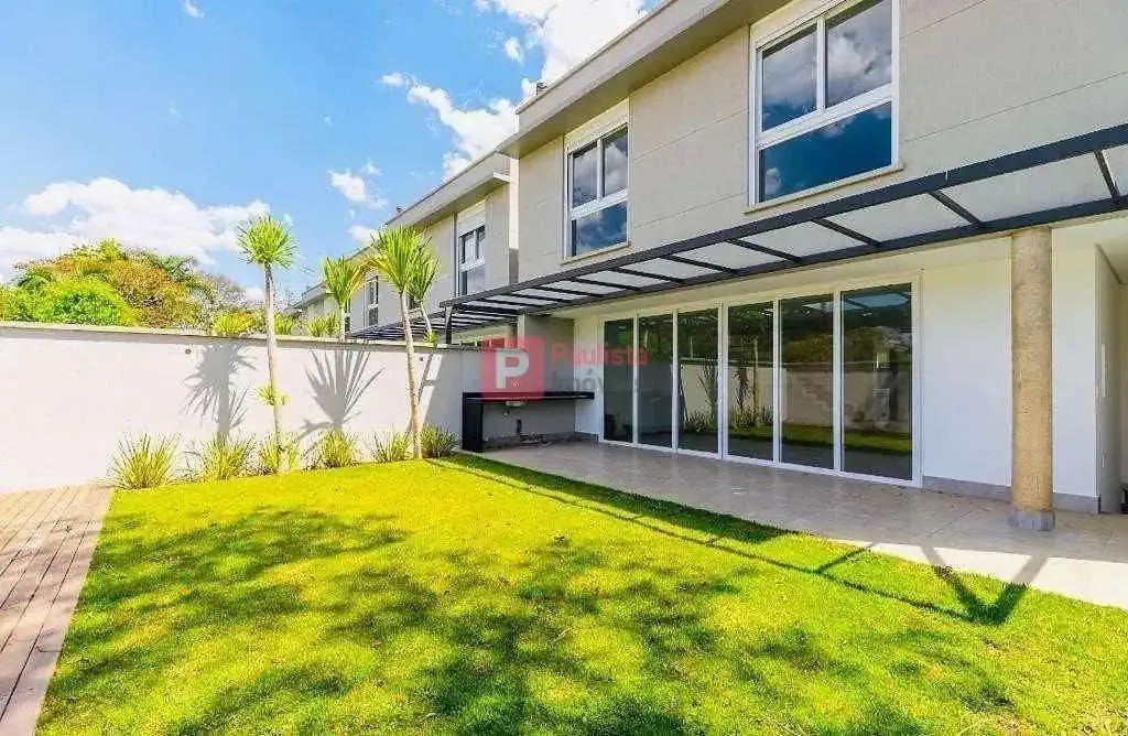 Casa / Sobrado para Locação em São Paulo/SP - Jardim Cordeiro - 4 Quartos