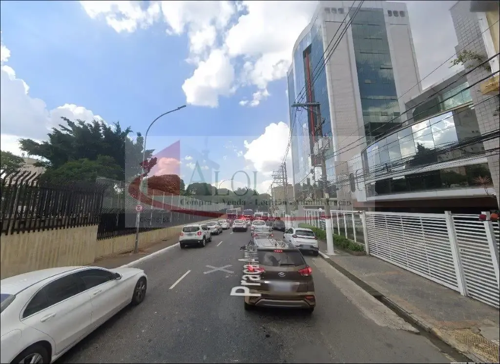 Casa / Sobrado Comercial para Locação em São Paulo/SP - Luz