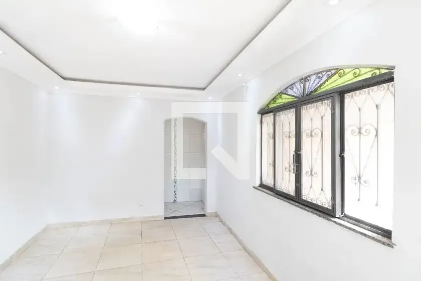 Casa / Sobrado para Locação em Rio de Janeiro/RJ - Senador Vasconcelos - 4 Quartos