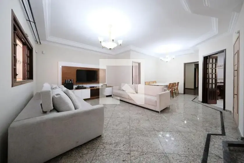 Casa / Sobrado para Locação em São Paulo/SP - Cidade Patriarca - 4 Quartos