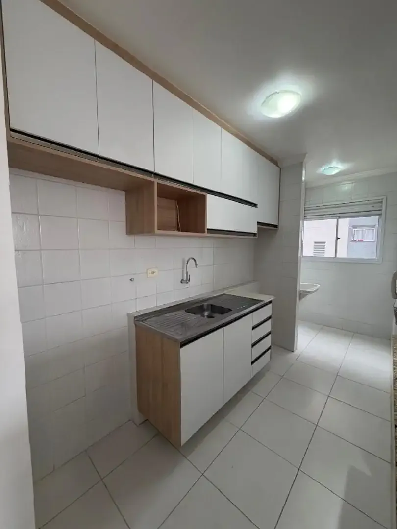 Apartamento para Locação em São Paulo/SP - Vila Carmosina - 2 Quartos