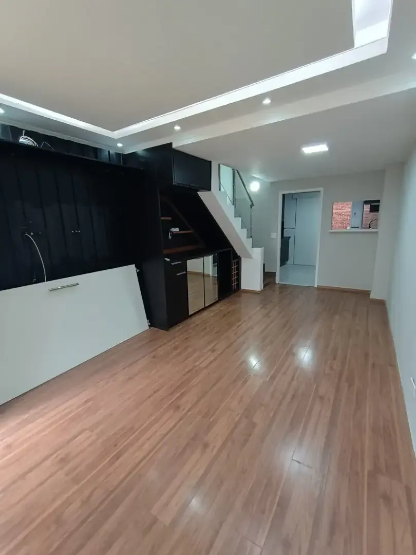 Casa / Sobrado em Condomínio para Locação em São Paulo/SP - Cursino - 3 Quartos