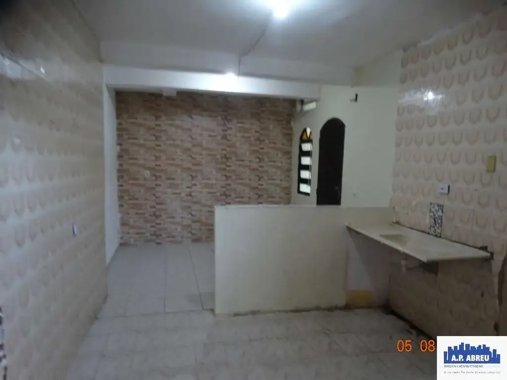 Casa / Sobrado para Locação em São Paulo/SP - Vila Buenos Aires - 2 Quartos
