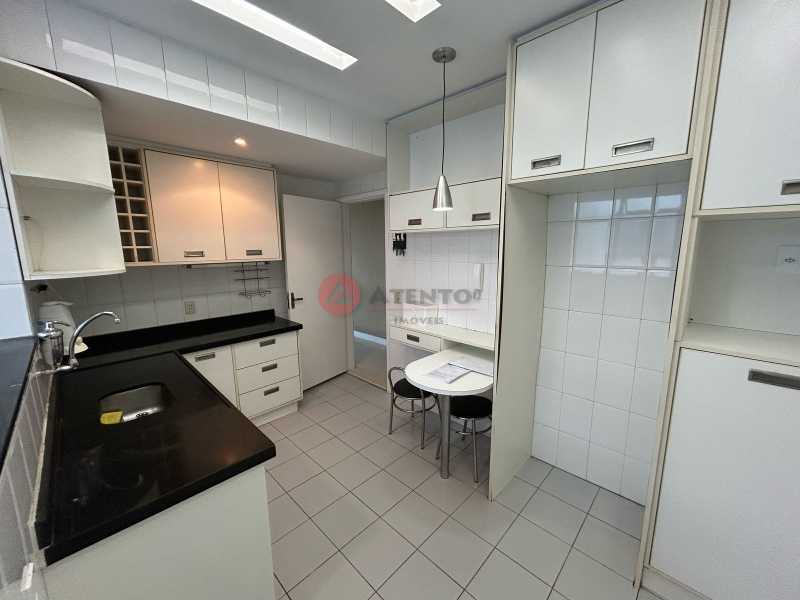 Apartamento para aluguel em Irajá, Rio de Janeiro