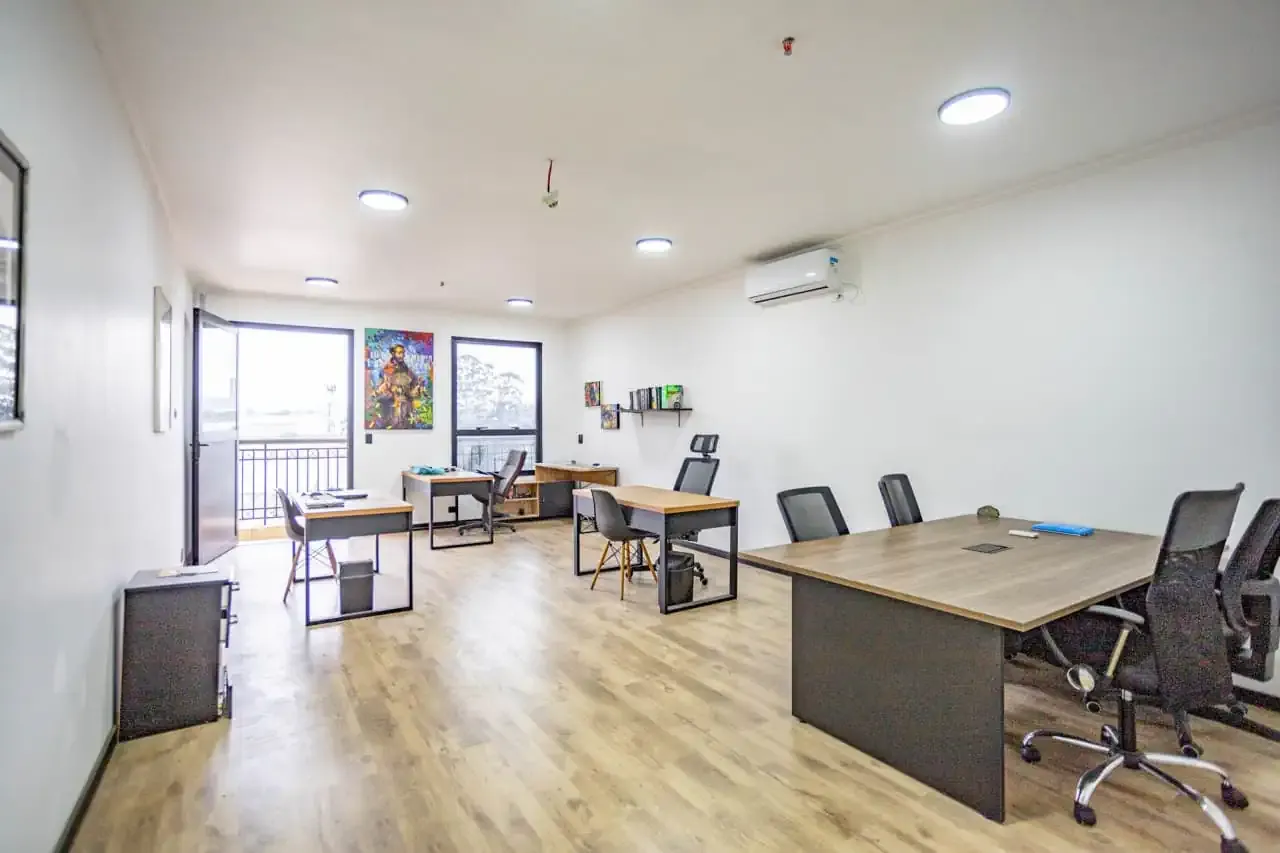 Conj. Comercial / Sala para Locação em Barueri/SP - Alphaville Industrial