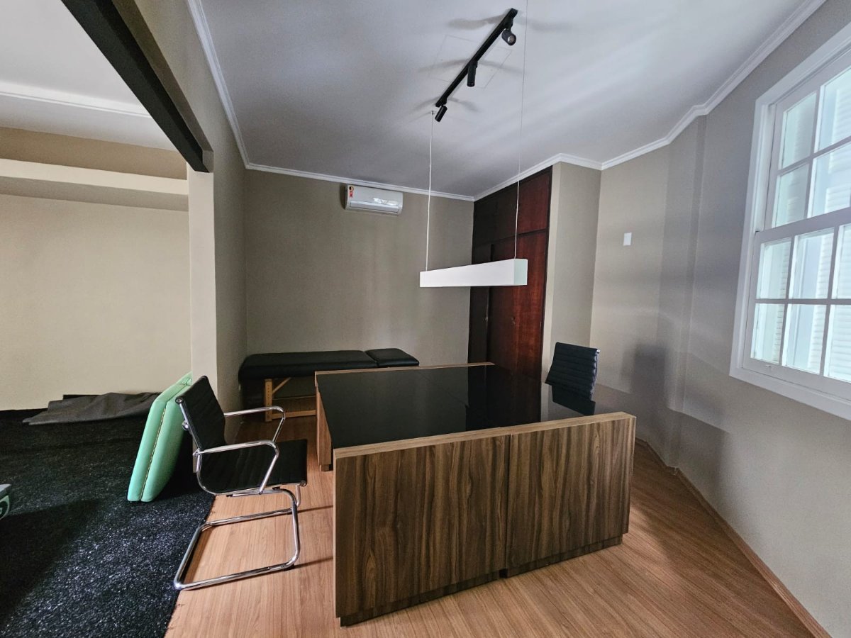 Casa com 4 quartos à venda na Rua Lima Barros, 78, Jardim Paulista -