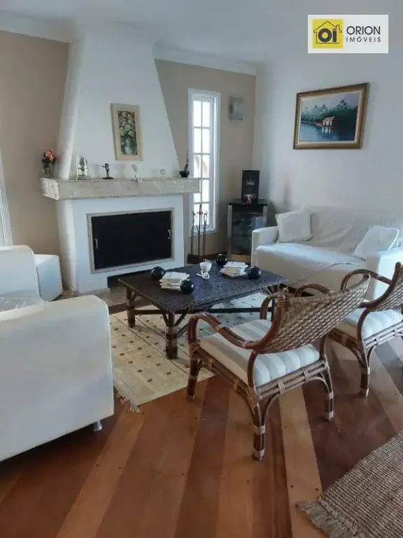 Casa / Sobrado para Locação em Barueri/SP - Morada dos Pássaros - 5 Quartos