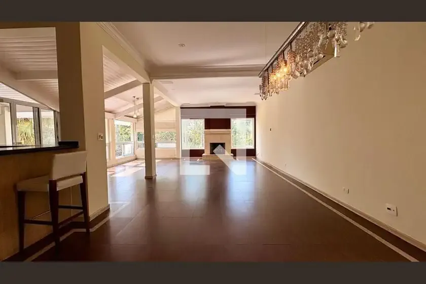 Casa / Sobrado para Locação em Barueri/SP - Aldeia da Serra - 4 Quartos