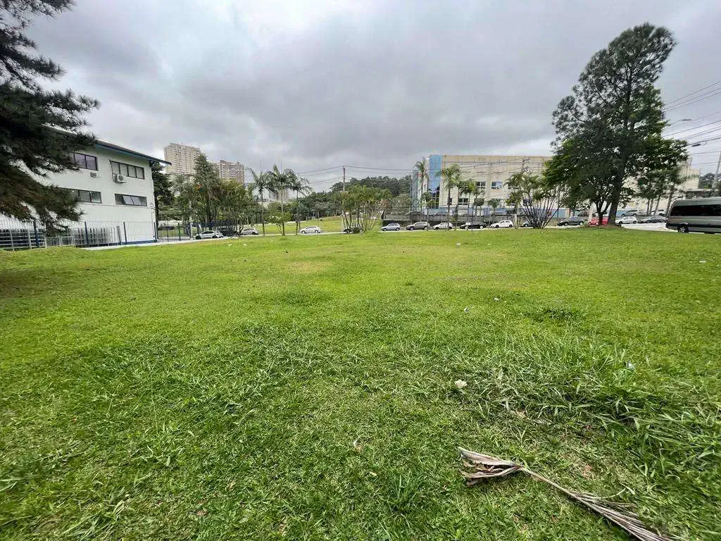 Terreno comercial para Locação em Barueri/SP - Tamboré