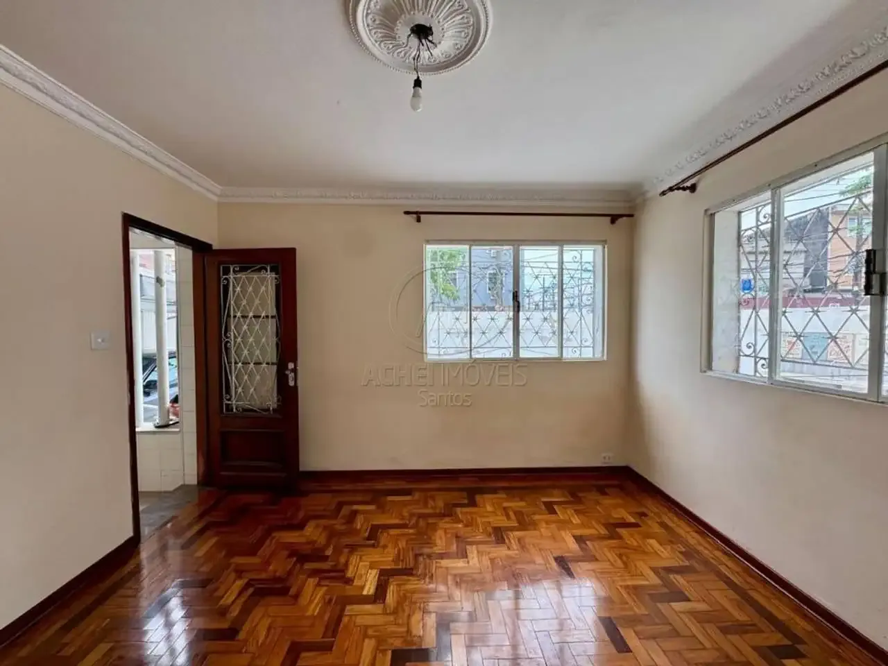 Casa / Sobrado para Locação em Santos/SP - Aparecida - 3 Quartos