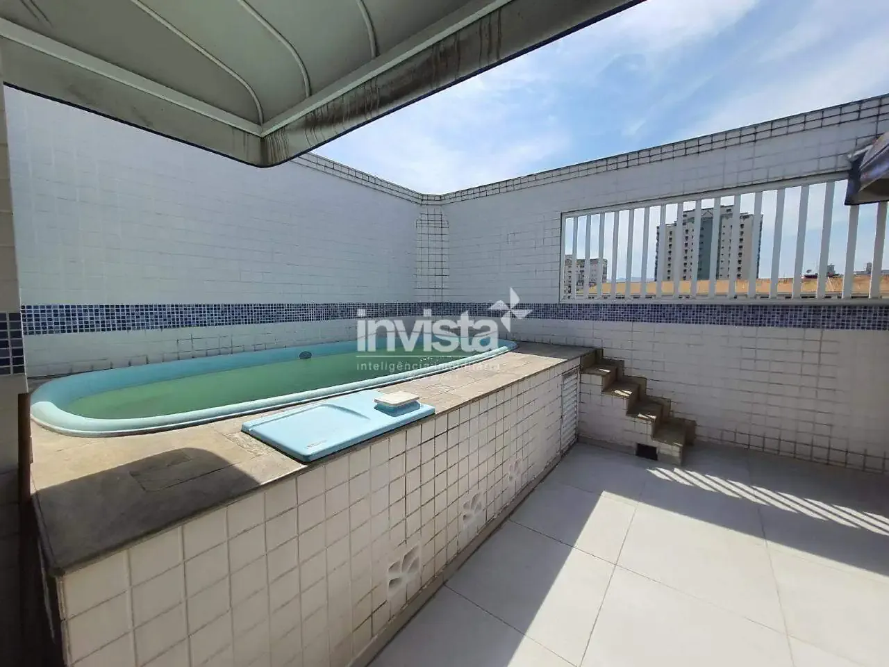Casa / Sobrado para Locação em Santos/SP - Embaré - 4 Quartos