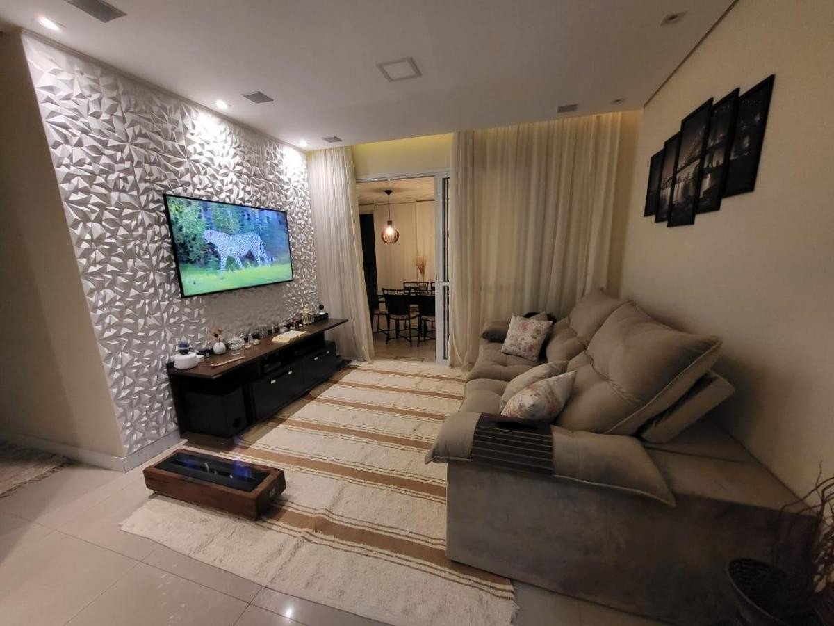 LINDO APARTAMENTO AO LADO DO SHOPPING MAIA