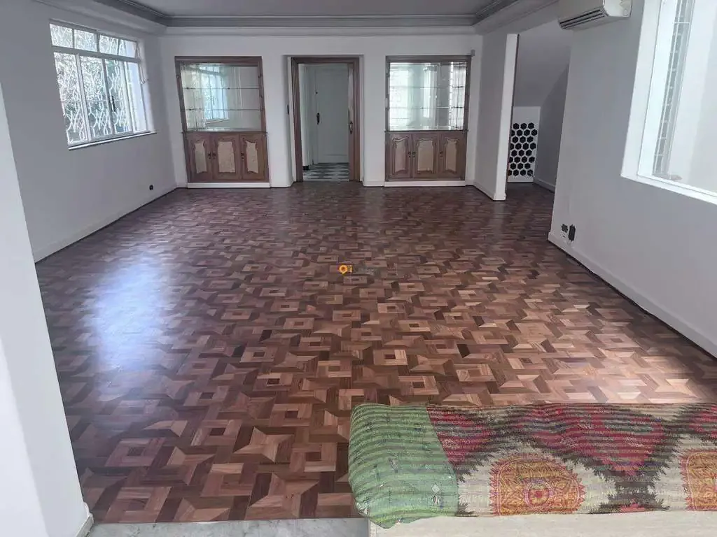 Casa / Sobrado para Locação em São Paulo/SP - Jardim Paulistano - 3 Quartos