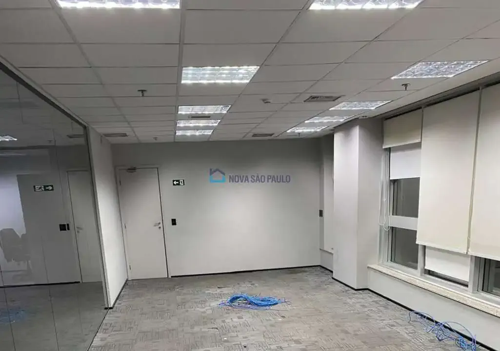 Conj. Comercial / Sala para Locação em São Paulo/SP - Itaim Bibi