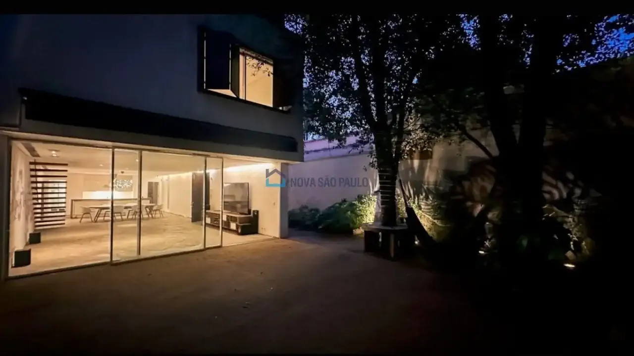 Casa / Sobrado para Venda em São Paulo/SP - Jardim Paulistano - 3 Quartos