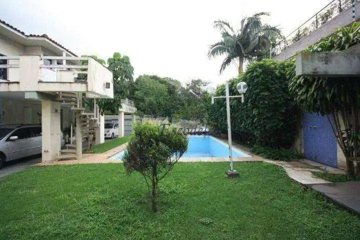 Casa / Sobrado para Locação em São Paulo/SP - Jardim Paulistano - 3 Quartos