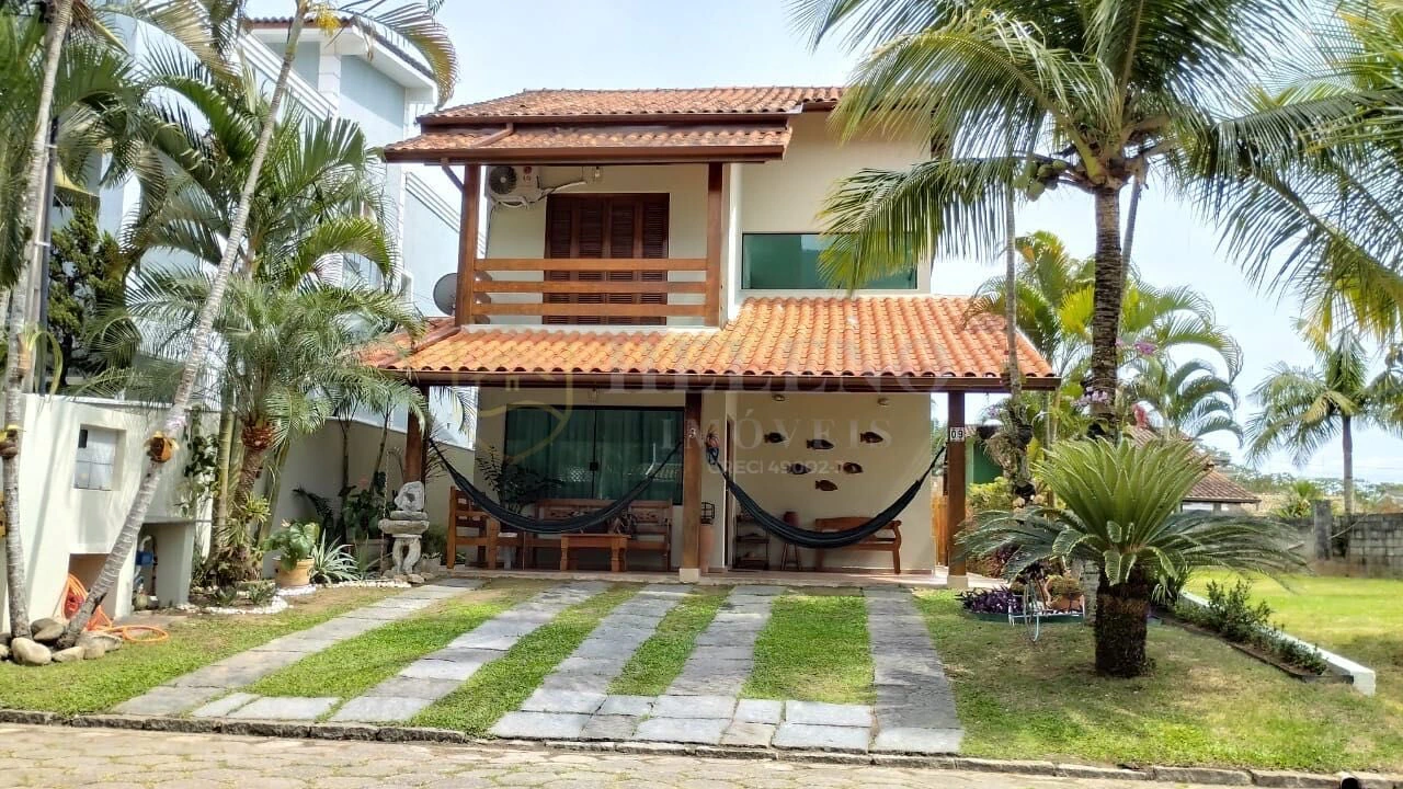 Casa / Sobrado em Condomínio para Locação em São Sebastião/SP - Canto do Mar - 4 Quartos