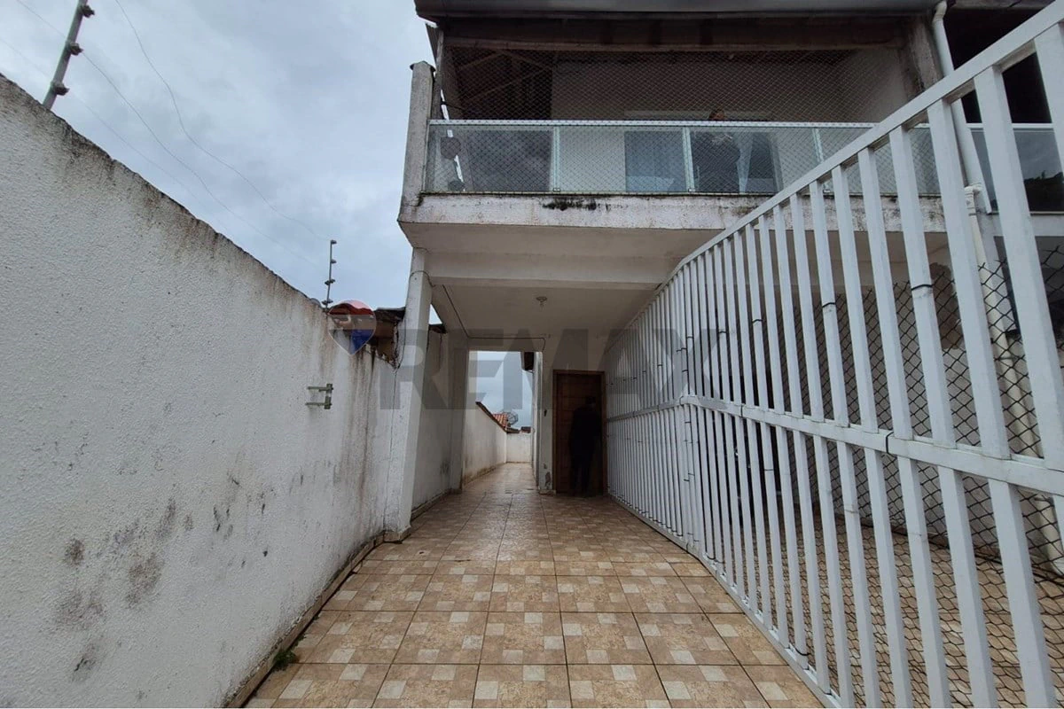 Casa / Sobrado para Locação em Peruíbe/SP - Jardim Ribamar - 2 Quartos