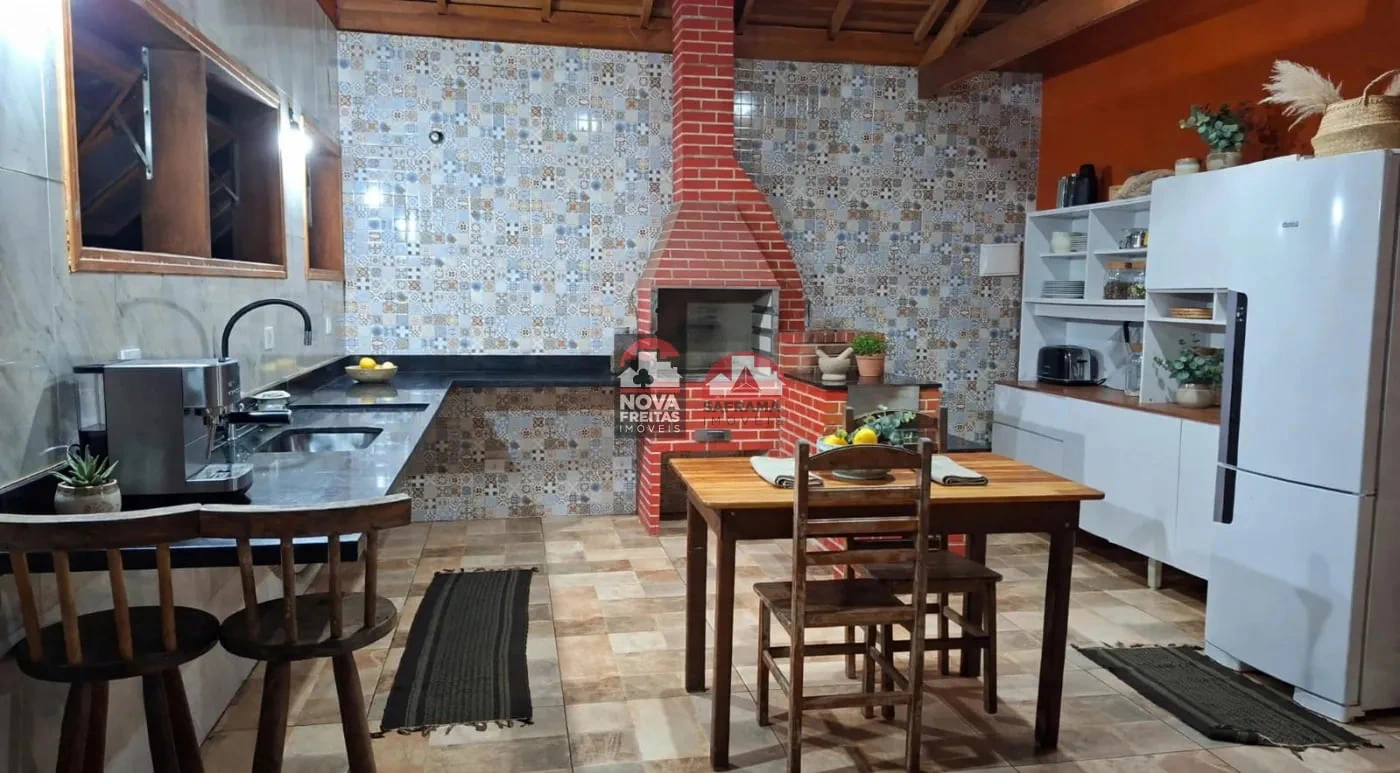 Casa / Sobrado para Venda em Ilhabela/SP - Reino - 2 Quartos