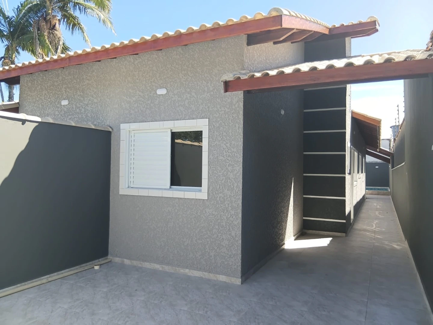 Casa / Sobrado para Venda em Peruíbe/SP - Balneário Josedy - 2 Quartos