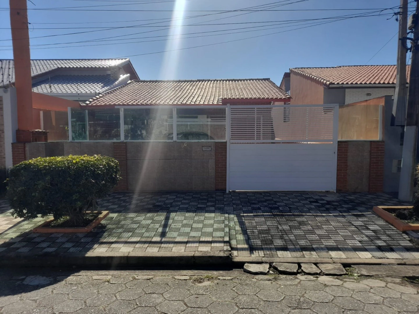 Casa / Sobrado para Venda em Peruíbe/SP - Estancia São Jose - 3 Quartos