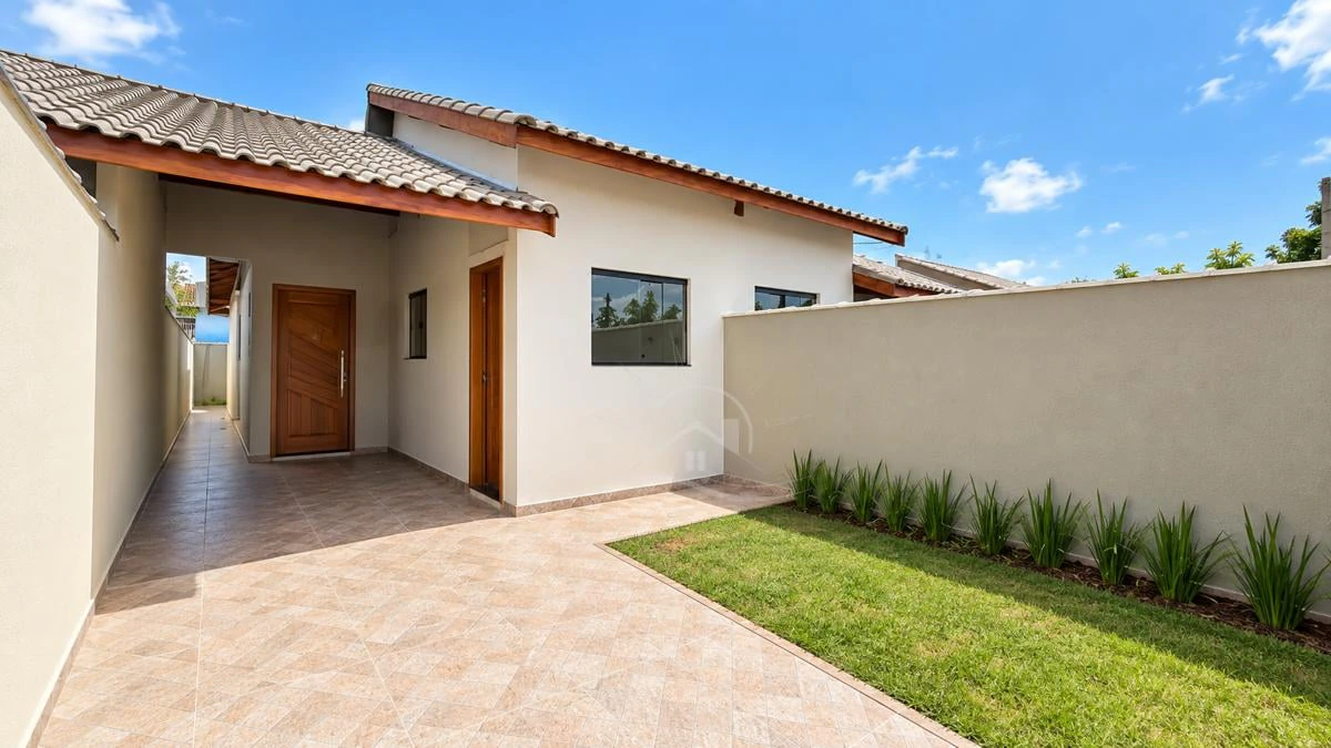 Casa / Sobrado para Venda em Peruíbe/SP - jardim Somar - 2 Quartos