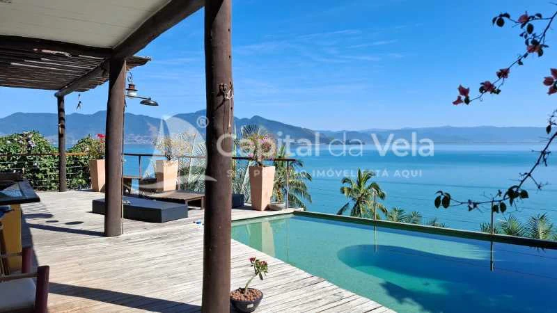 Casa / Sobrado para Venda em Ilhabela/SP - Armação - 3 Quartos
