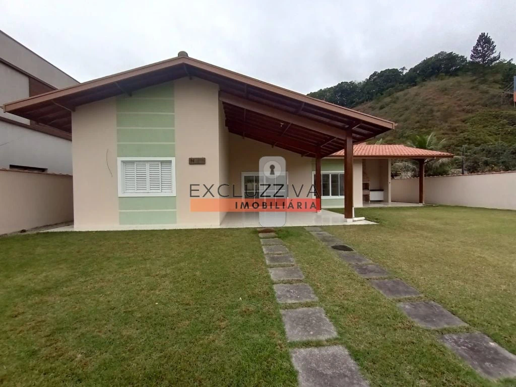 Casa / Sobrado em Condomínio para Venda em Ubatuba/SP - Mato Dentro - 3 Quartos