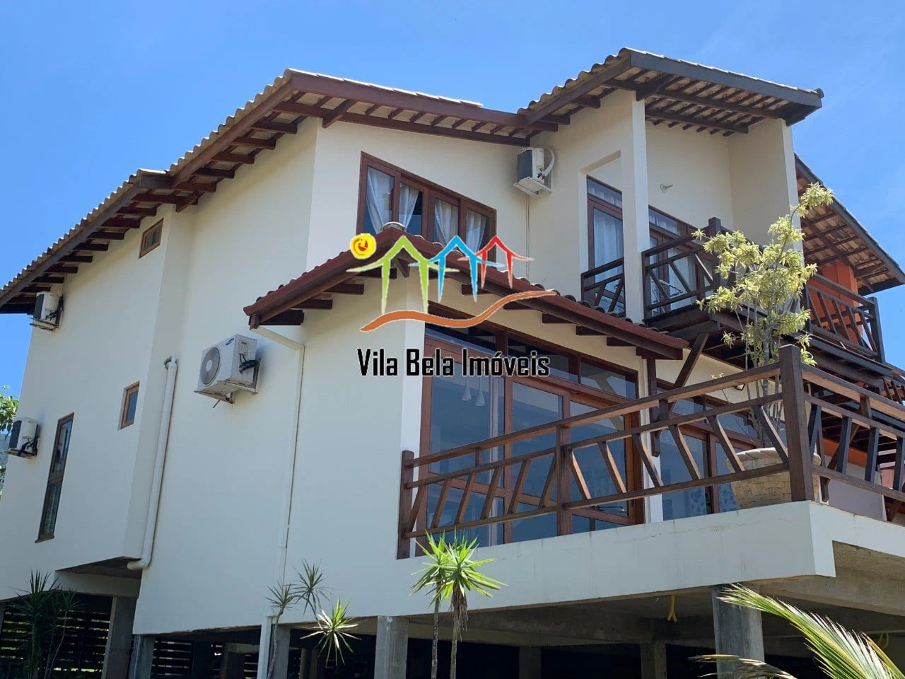 Casa / Sobrado para Locação em Ilhabela/SP - Zabumba - 4 Quartos