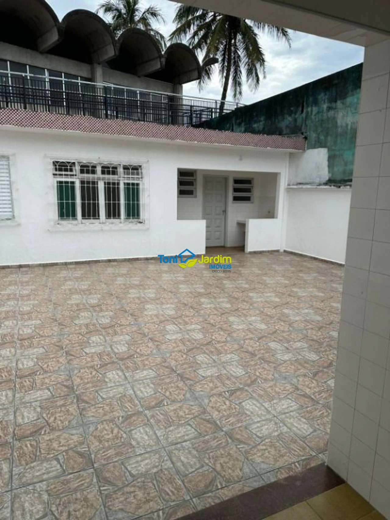 Casa / Sobrado para Venda em Peruíbe/SP - Balneário Stella Maris - 5 Quartos