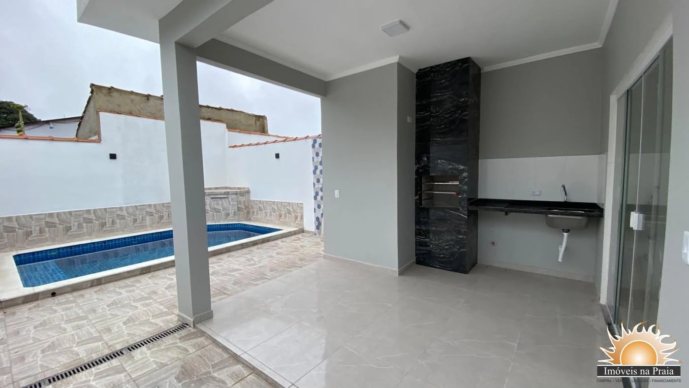 Casa / Sobrado para Venda em Itanhaém/SP - Santa Terezinha - 2 Quartos