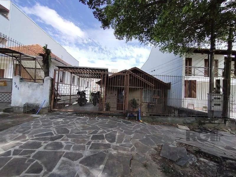 Terreno / Lote para Venda em Porto Alegre/RS - Teresópolis